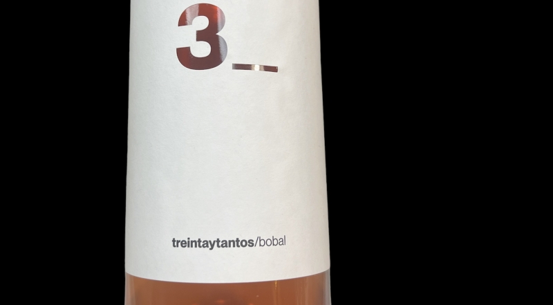 TREINTAYTANTOS BOBAL  75CL.
