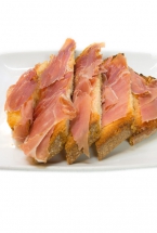 PAIN GRILLE ET JAMBON DU MONTAGNE